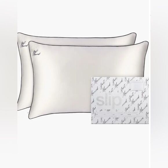 Slip Wedding “Just Married” 100% Silk Queen Pillowcase Set of 2 Bridal Gift - Picture 1 of 7